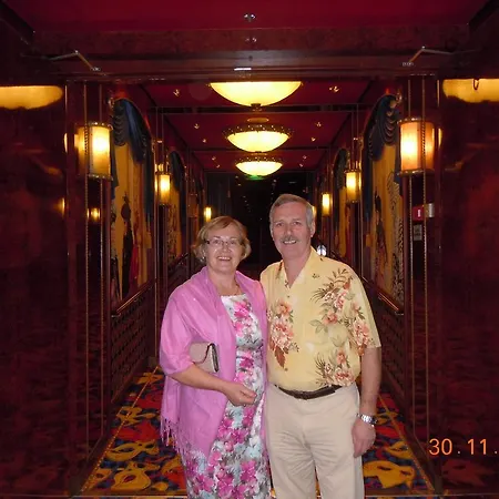 ベッド・アンド・ブレックファスト Adare House 4*