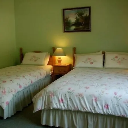 Adare House ウェストポート