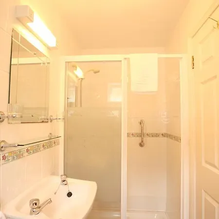 Adare House ベッド・アンド・ブレックファスト ウェストポート