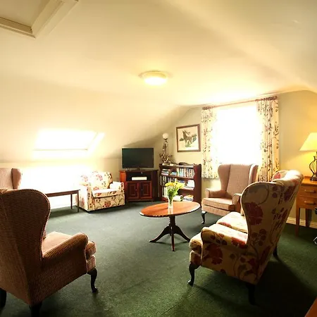 Adare House ウェストポート