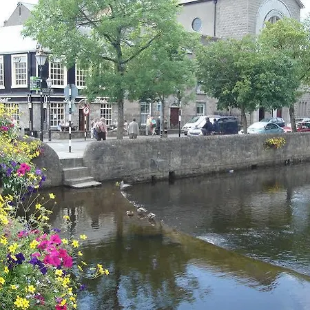 B&B Adare House 4*