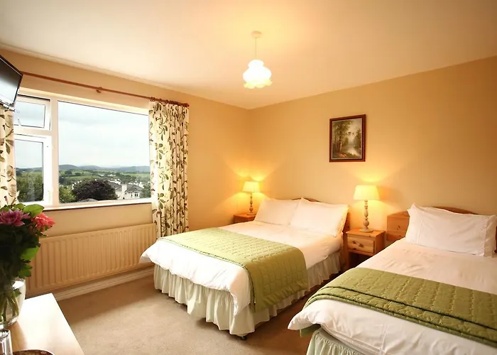 Bed & Breakfast Adare House